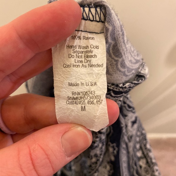 Pattern Tank Top - Picture 3 of 3